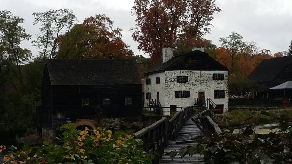 Manor House Exploration