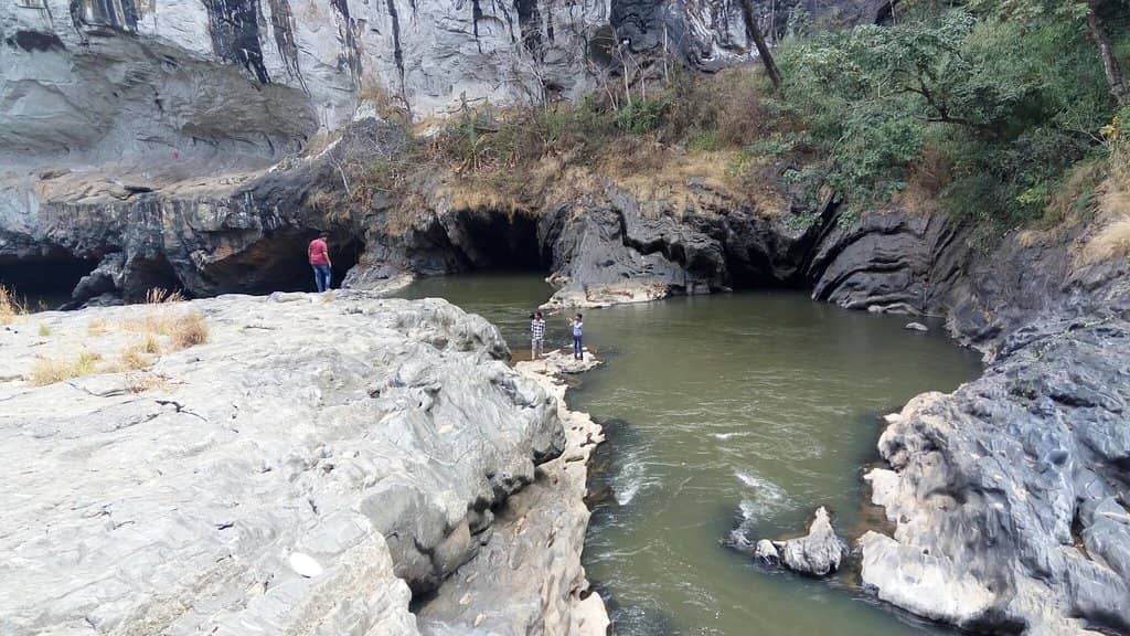 River Rapids & Rock Sculptures