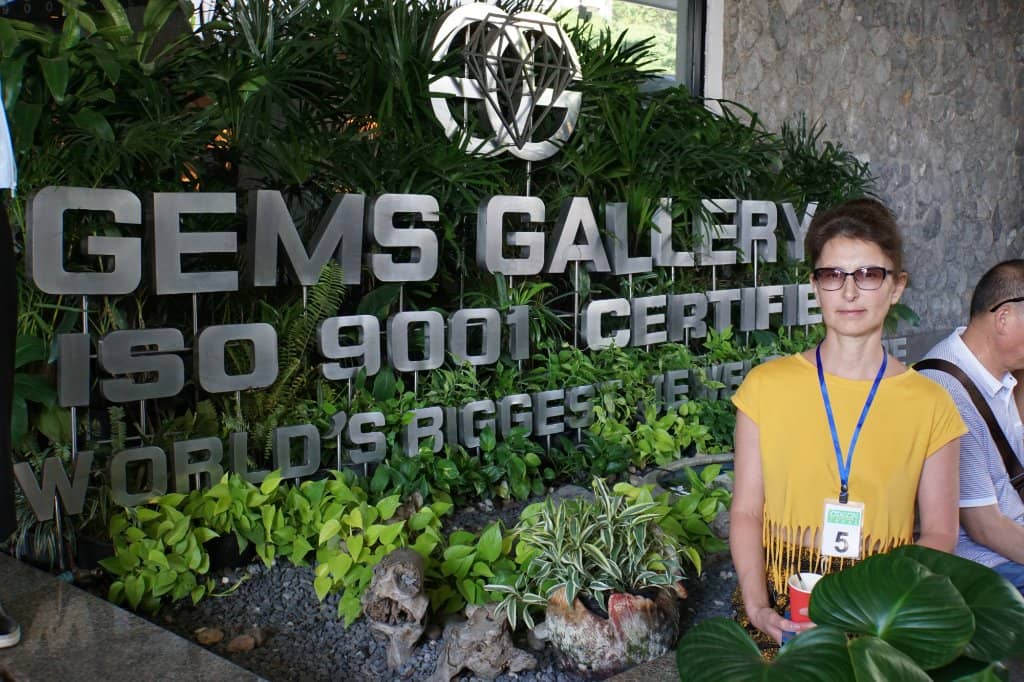 Vast Jewelry Showroom