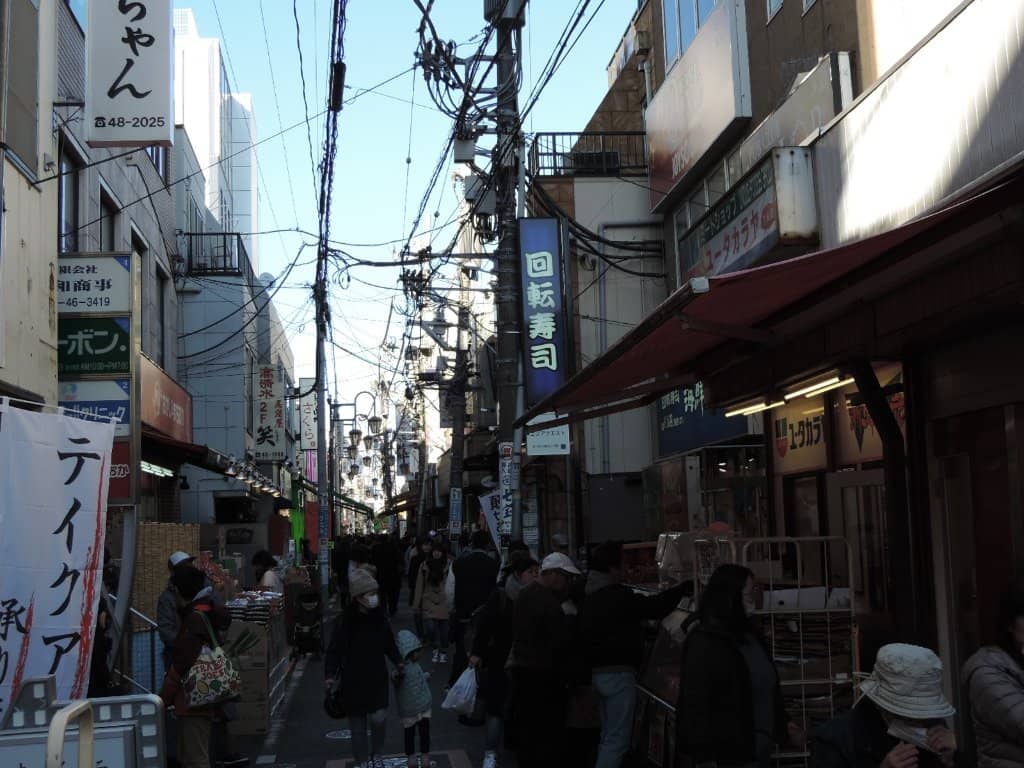 Gateway to Tsurugaoka Hachimangu
