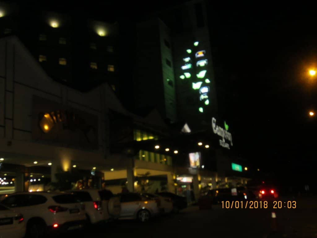 Independent Shops & Cafes