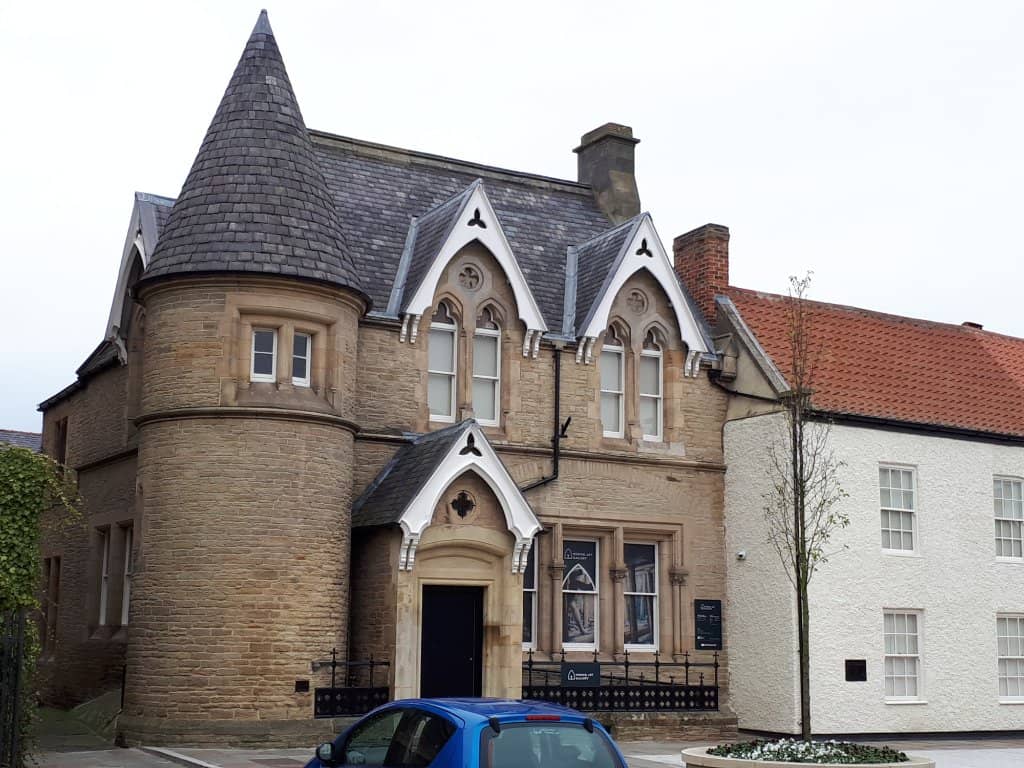 Pitmen Painters' Perspective