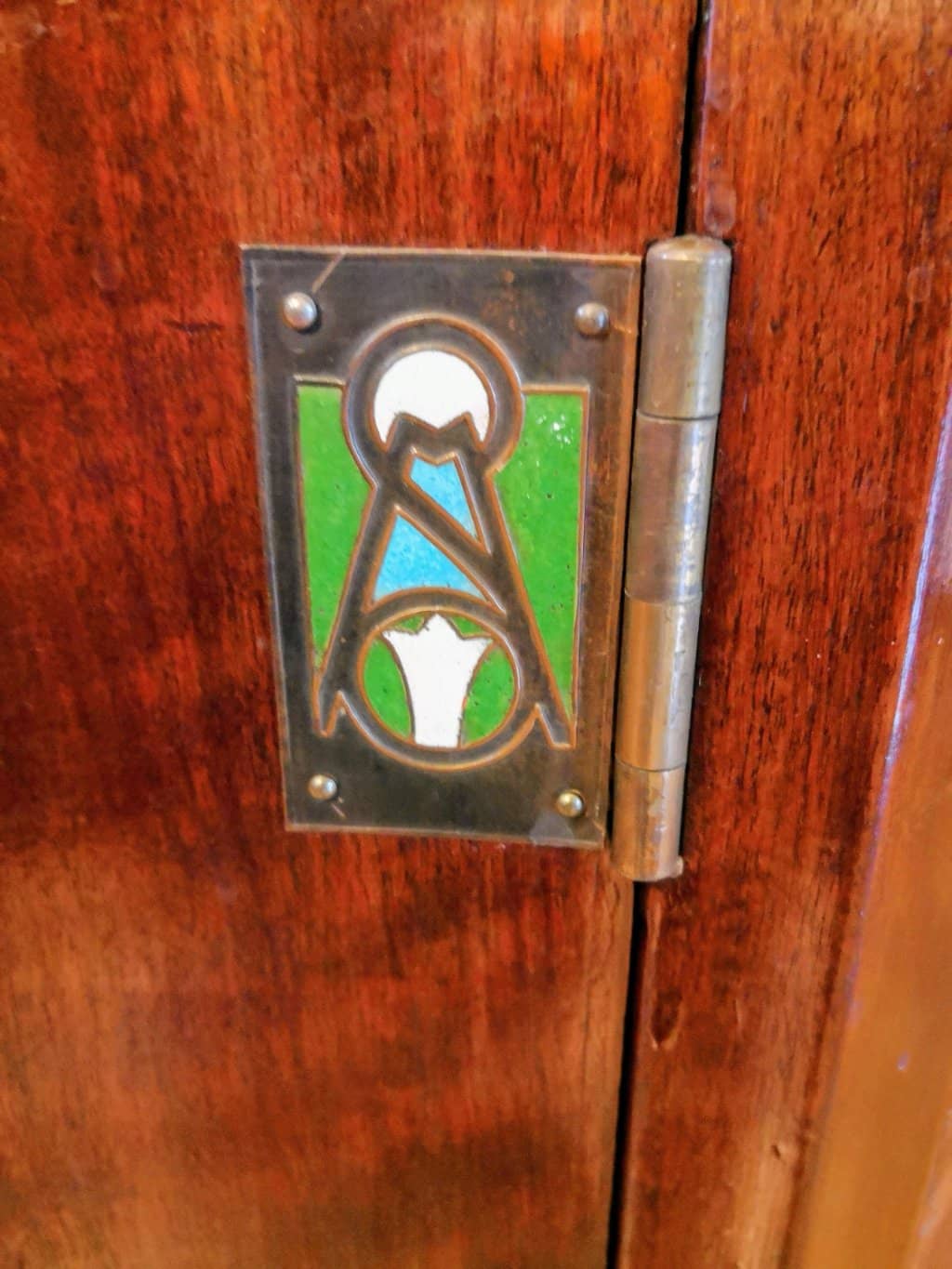 Curious Artifacts and a Safe