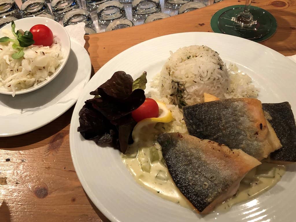 Riverside Garden Dining