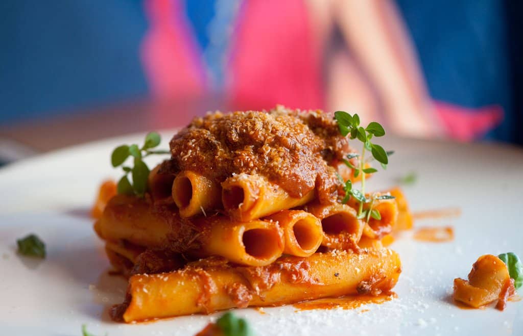 Hand-broken Candele with Neapolitan ragù