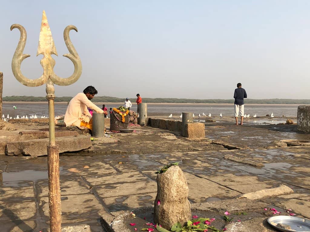 Five Swayambhu Lingams