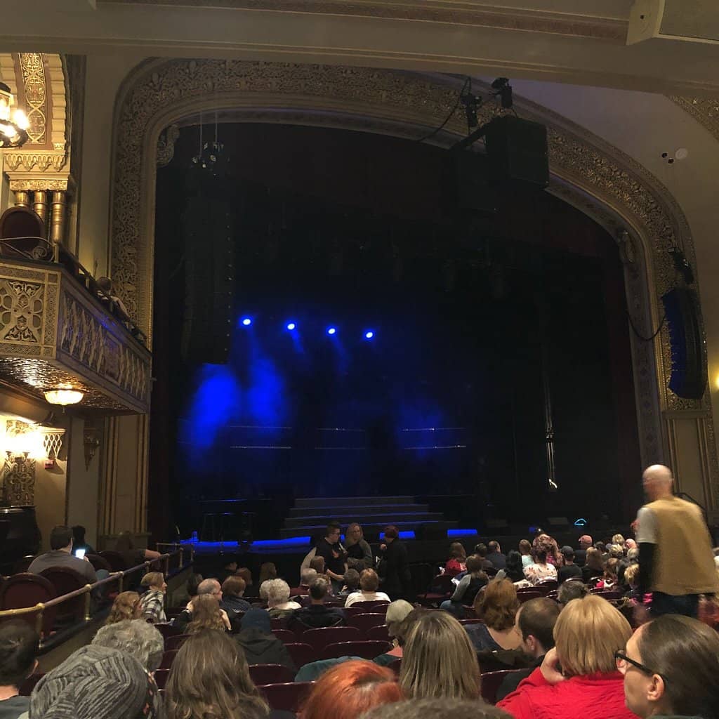 Diverse Live Performances