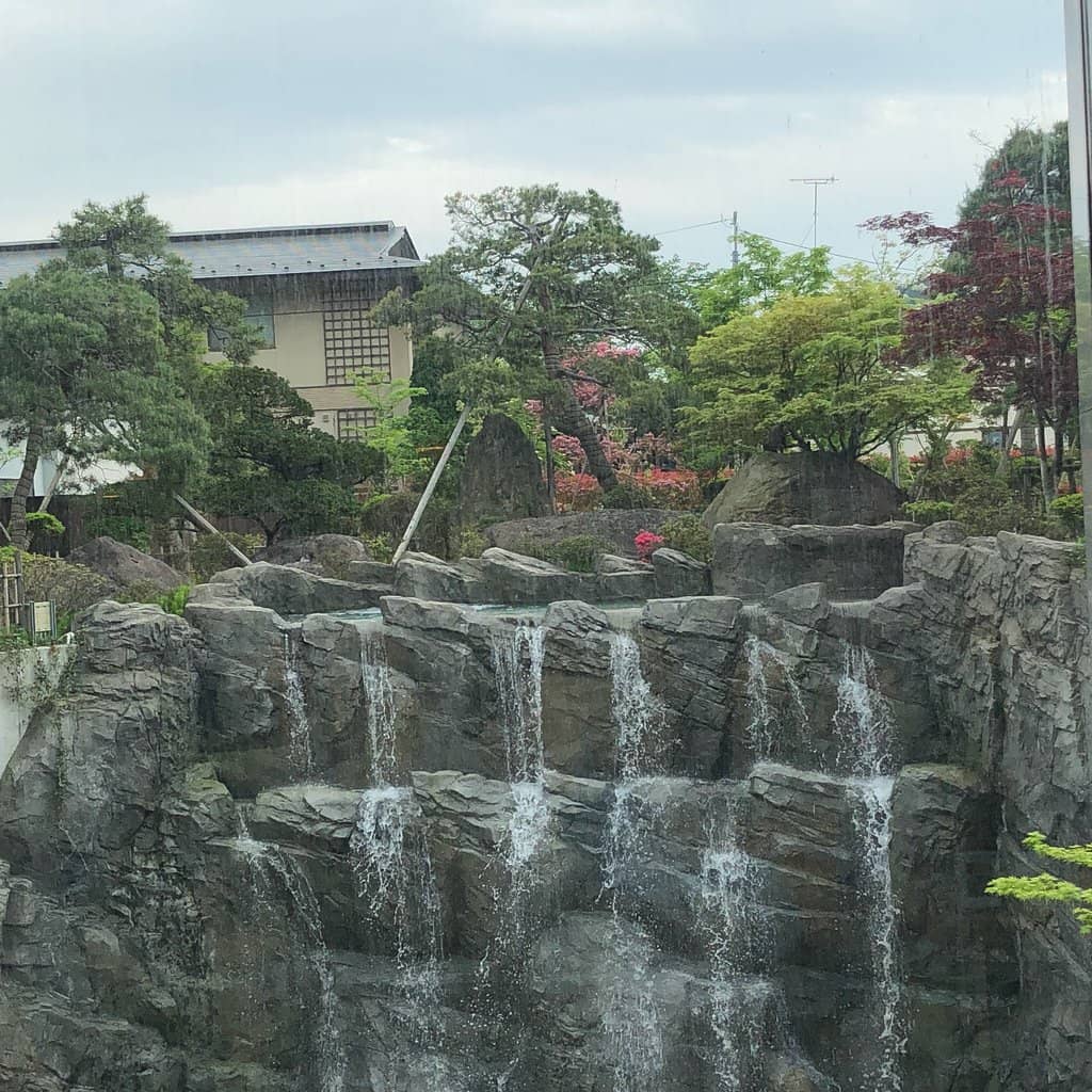 Beauty Hot Spring Waters