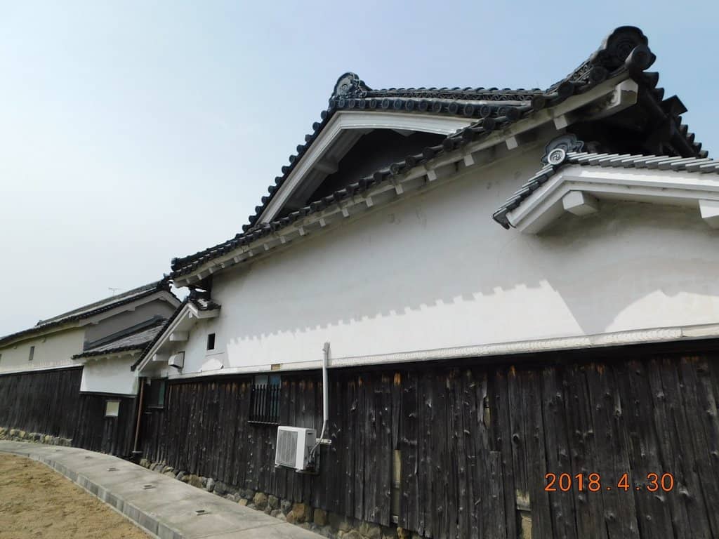 Proximity to Omiwa Shrine