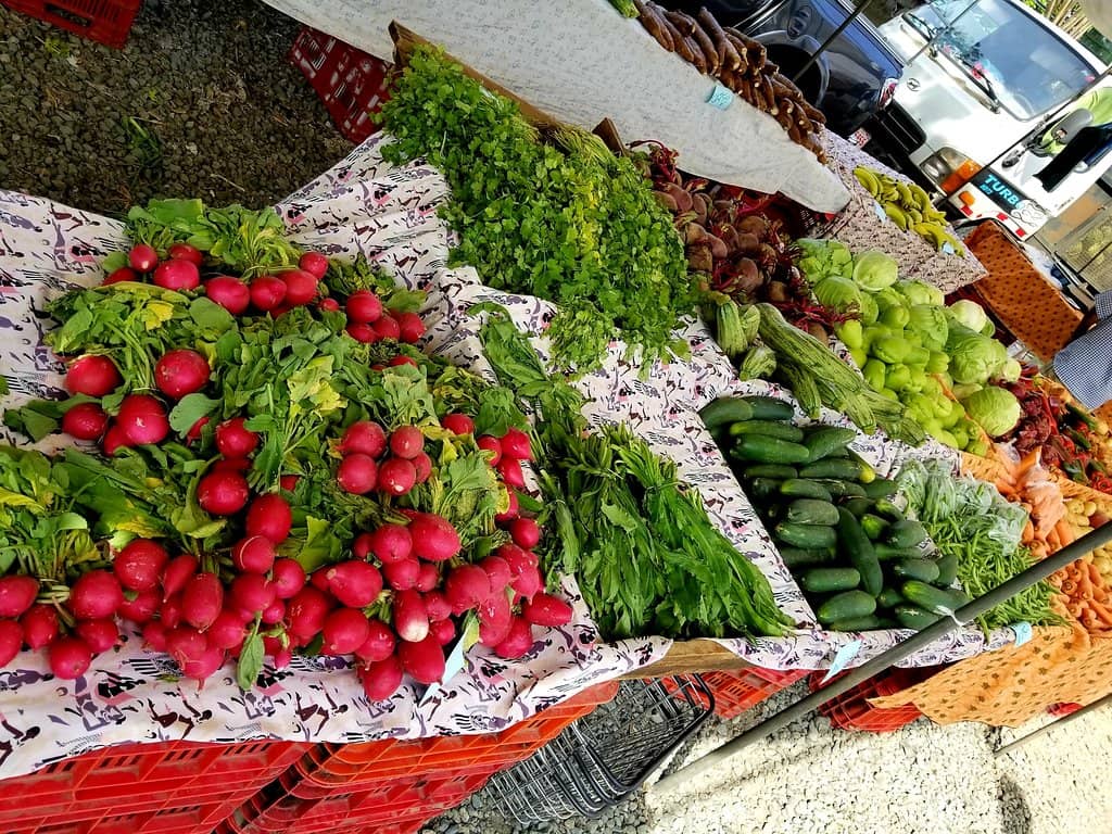 Artisan Crafts and Jewelry