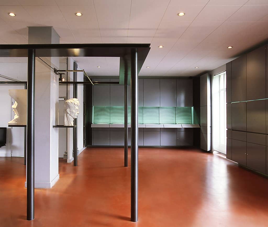 Charles de Gaulle's Role