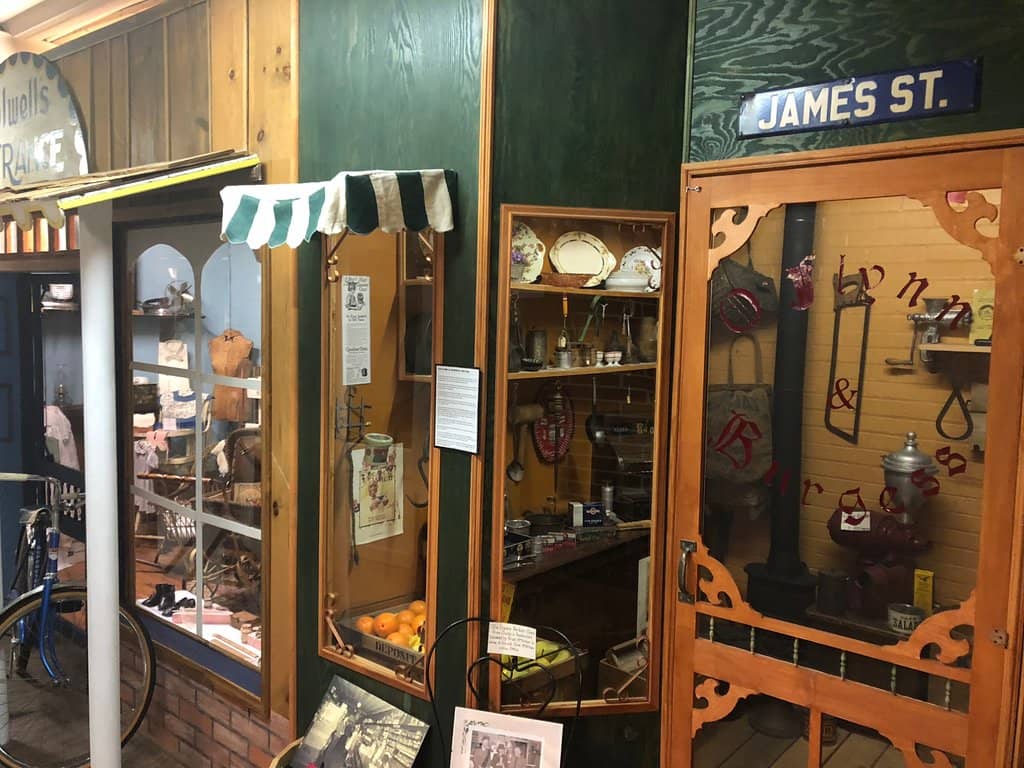 Immersive Multimedia