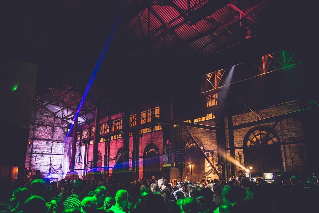 Live Music & DJ Sets