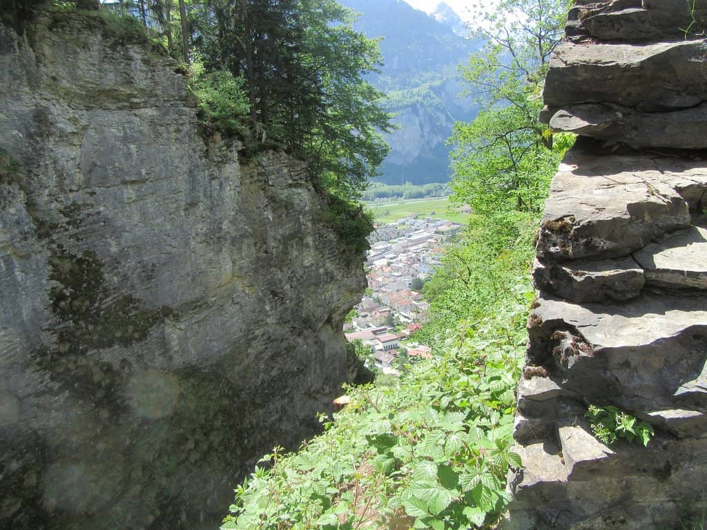 Surrounding Mountain Vistas