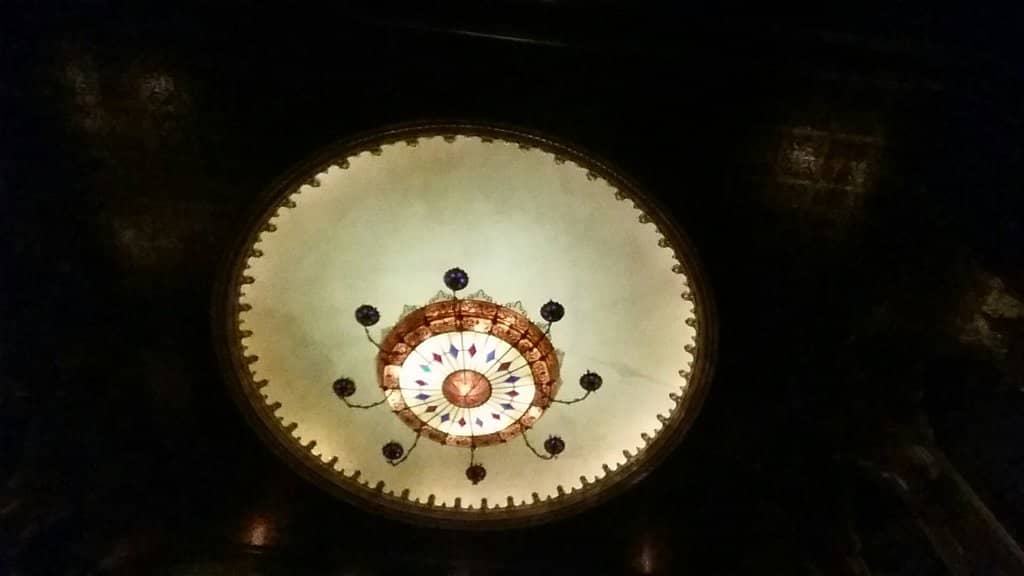 Live Concerts & Plays