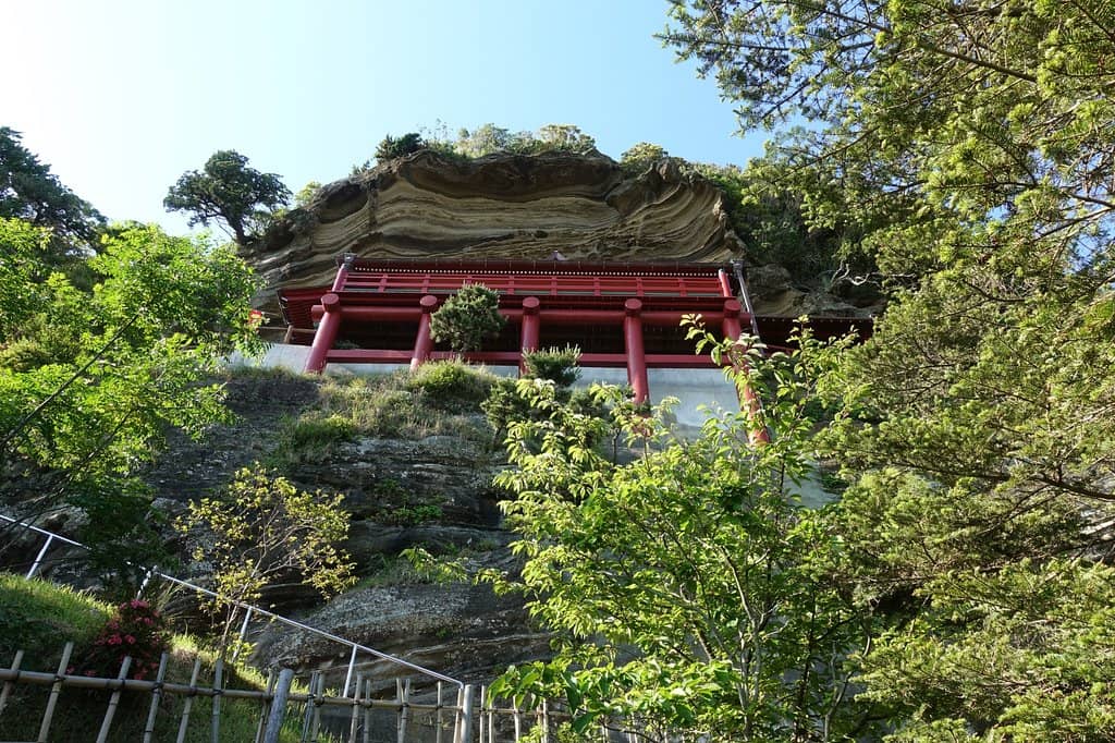 Panoramic Coastal Views