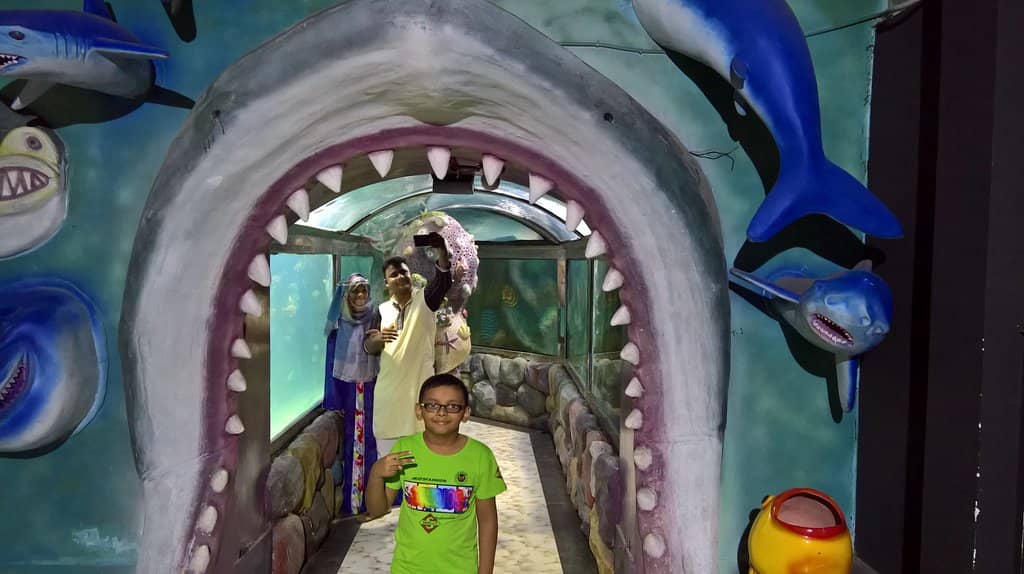 Bangladesh's First Live Aquarium