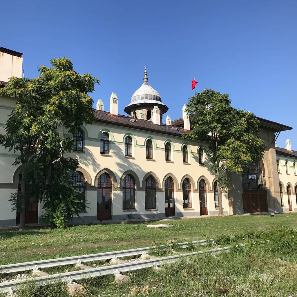 Local Vineyards & Wineries