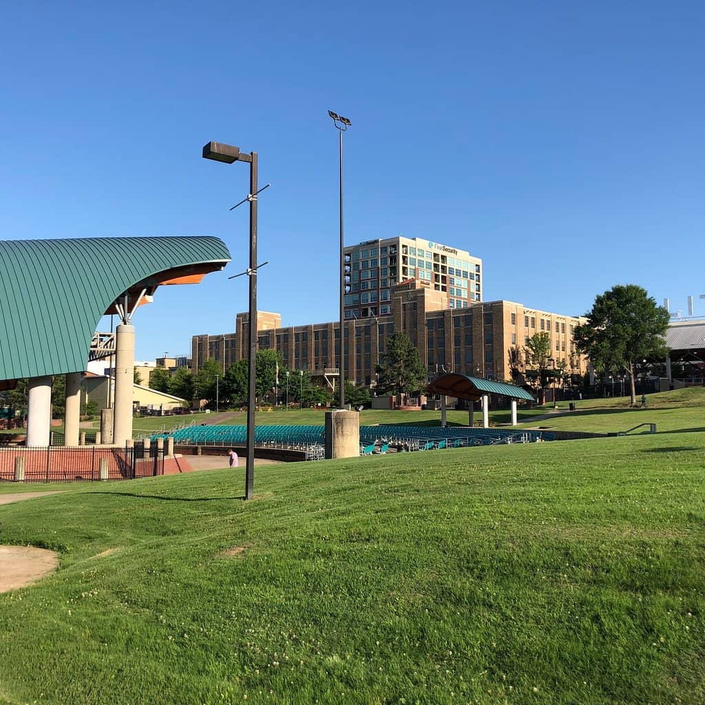 Riverfront Sculptures & Parks