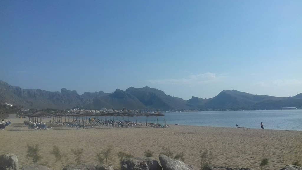 Port Views and Mountain Backdrop