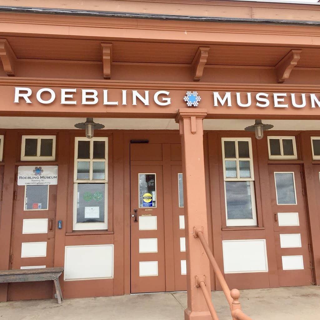 Exterior Machinery Displays