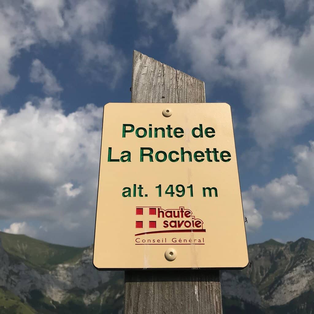 Panoramic Lake Views