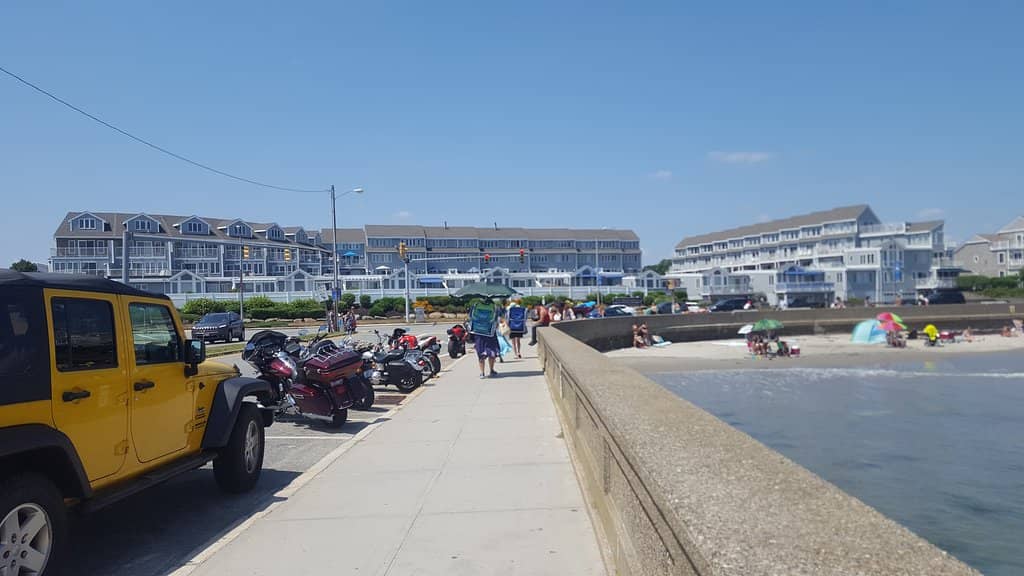 Surfing & Bodyboarding