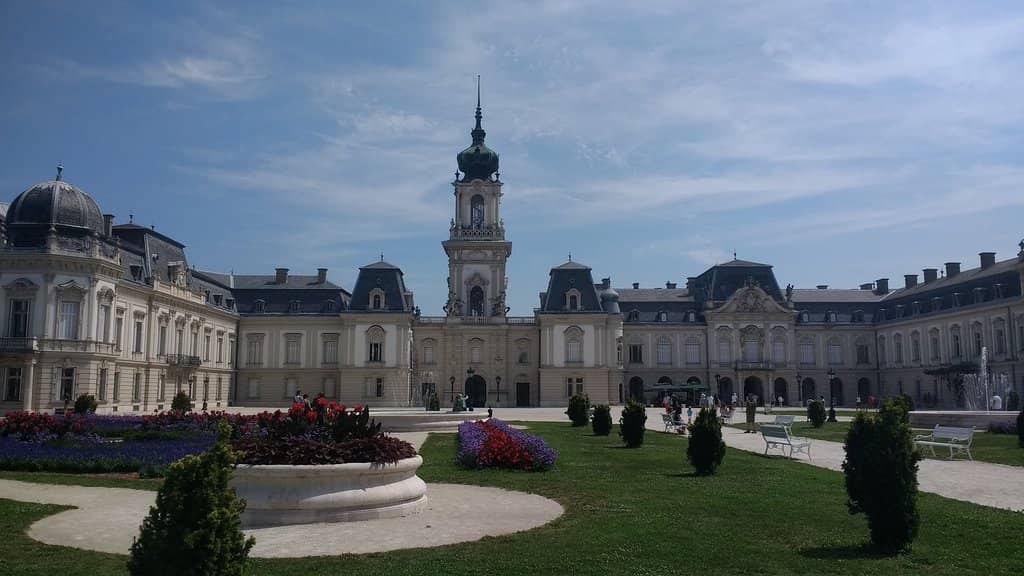 Vintage Cars and Sleds
