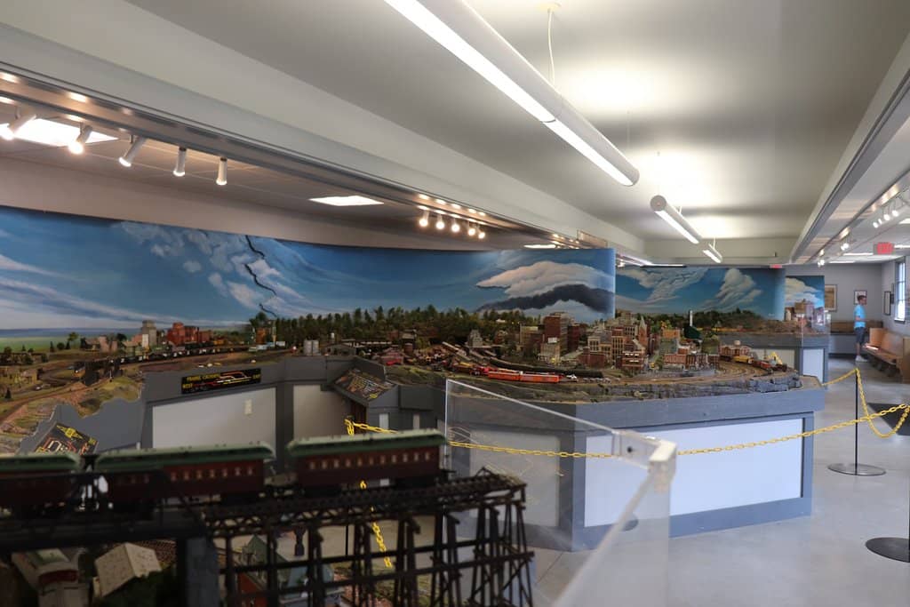 Operative Model Trains