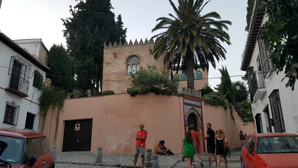 Moroccan-Inspired Atmosphere