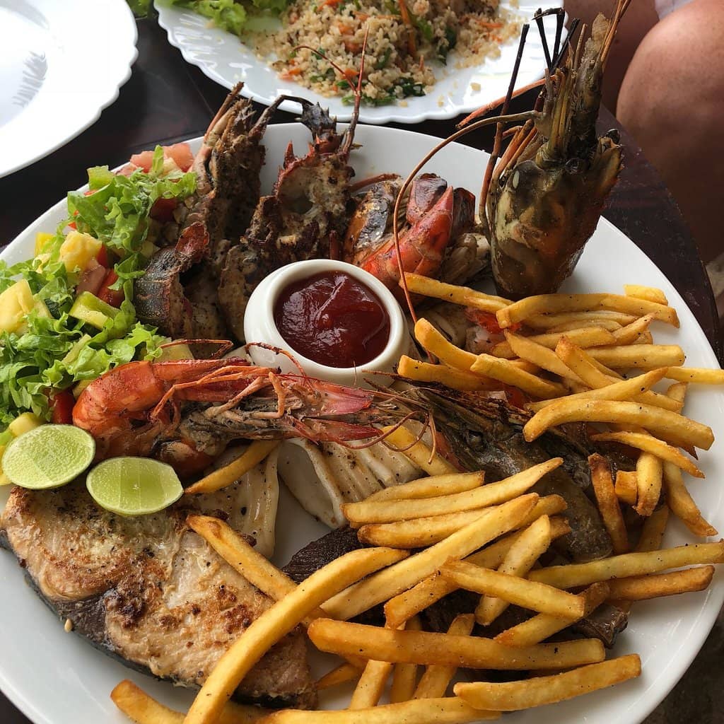 Vibrant Beach Club Atmosphere