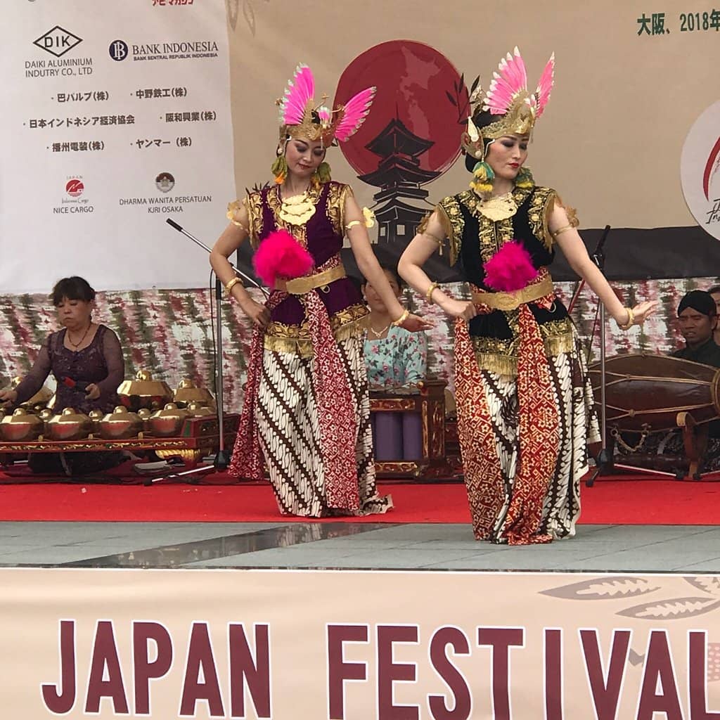 Cozy and Intimate Atmosphere