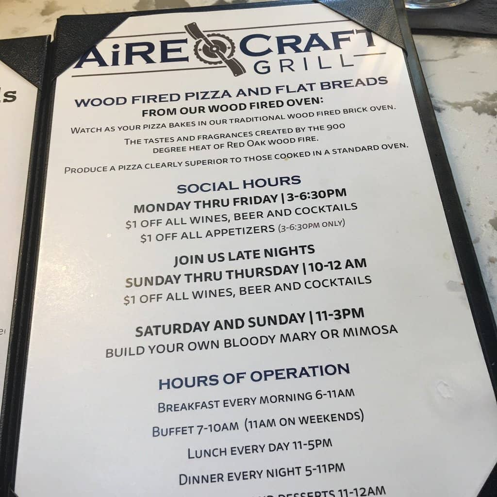 Cozy Airport Adjacent Dining