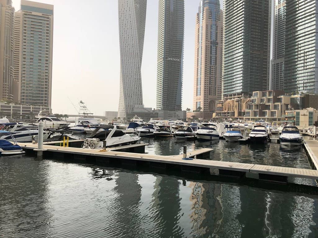 Panoramic Dubai Marina Views
