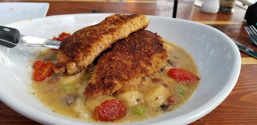 Elegant Outdoor Ambiance