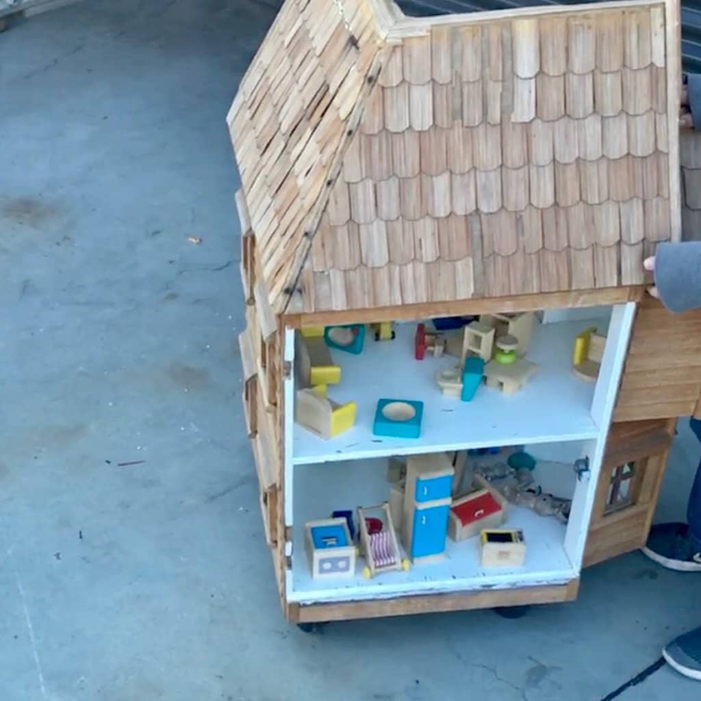 Live Music & Ambiance