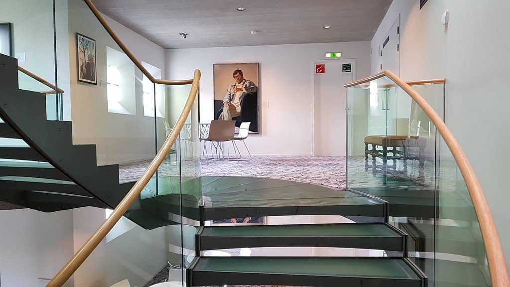 Intimate Seating Experience