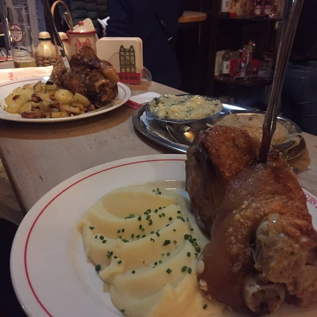 Traditional Kölsch Beer Experience