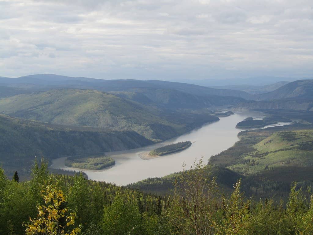 Midnight Sun Spectacle