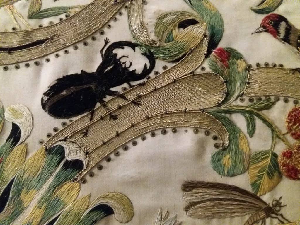 Bilingual Explanations