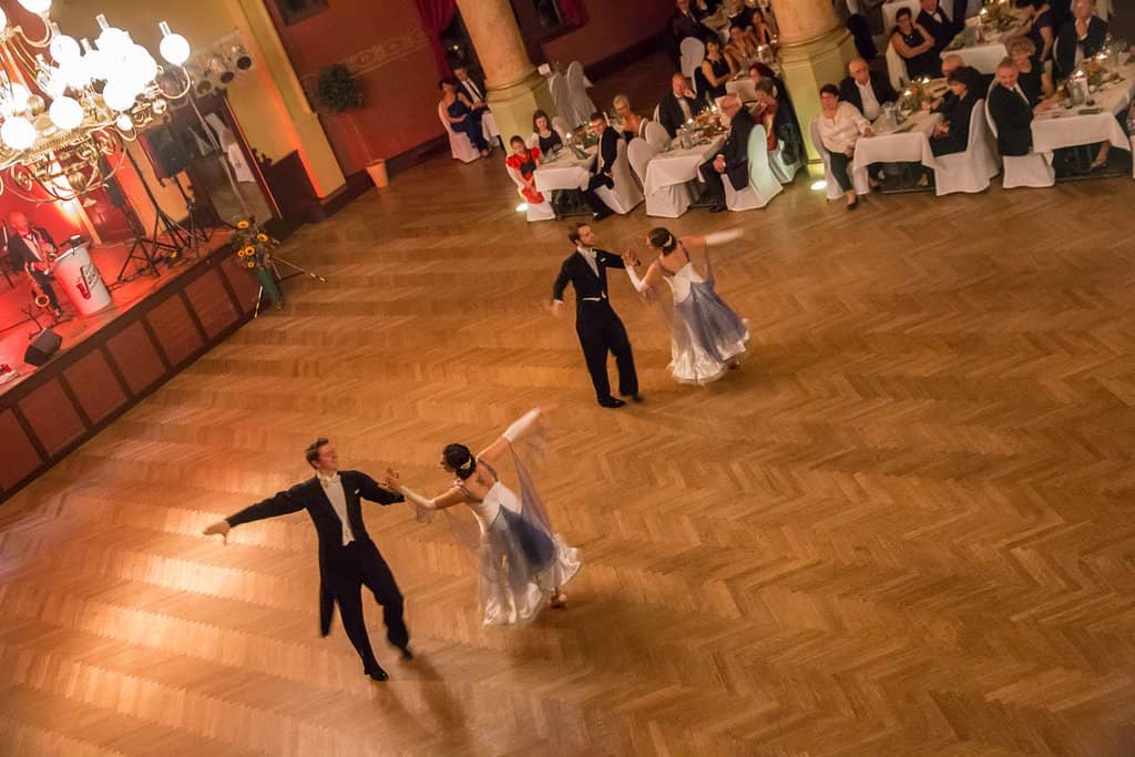 Expansive Biergarten