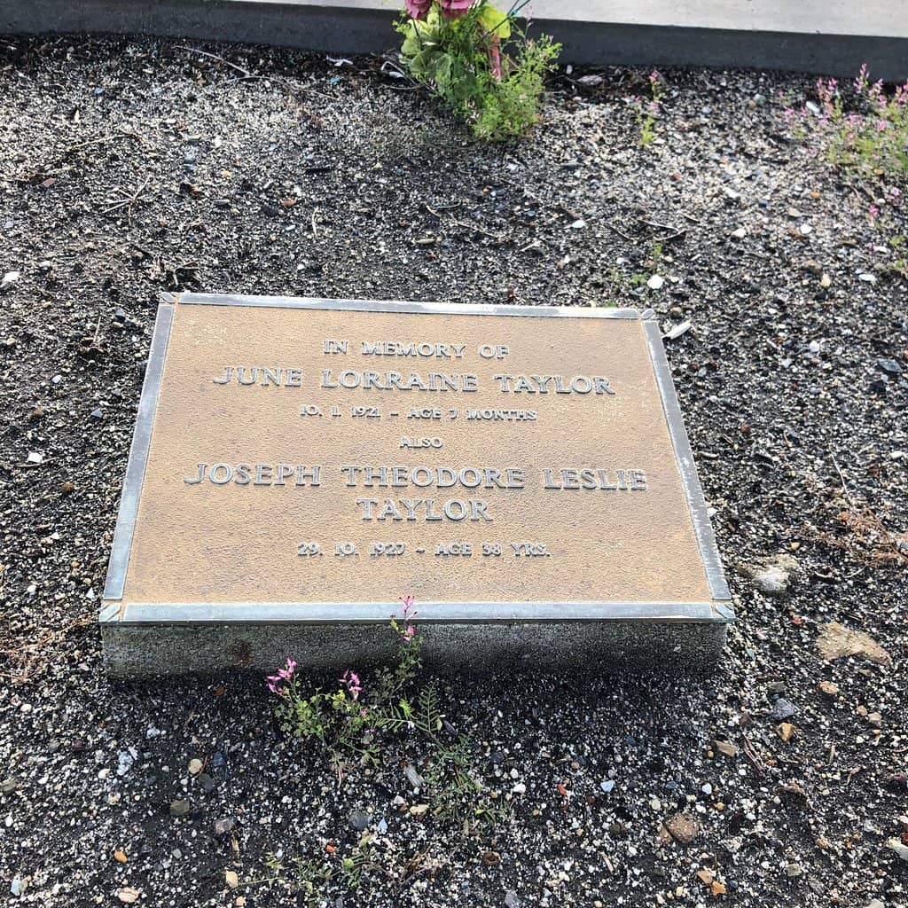 Historic Headstones & Mausoleums