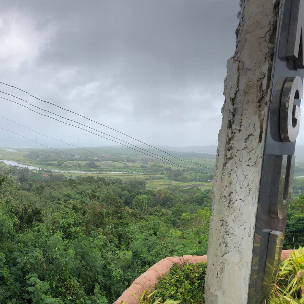 Coastal Breeze & Views