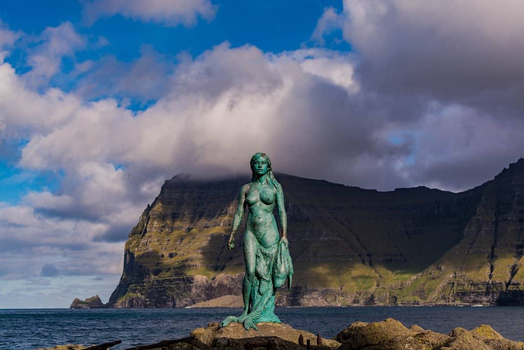 The Kópakonan Statue