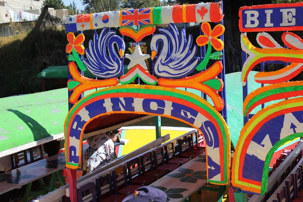 Floating Food & Music