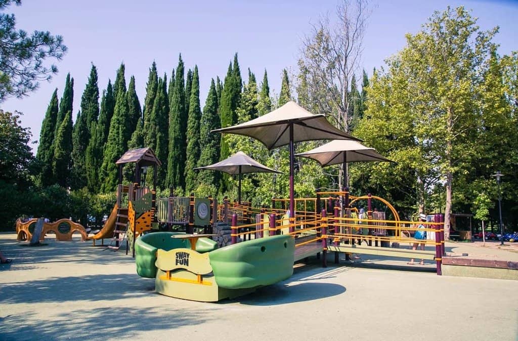 Diverse Dining Options