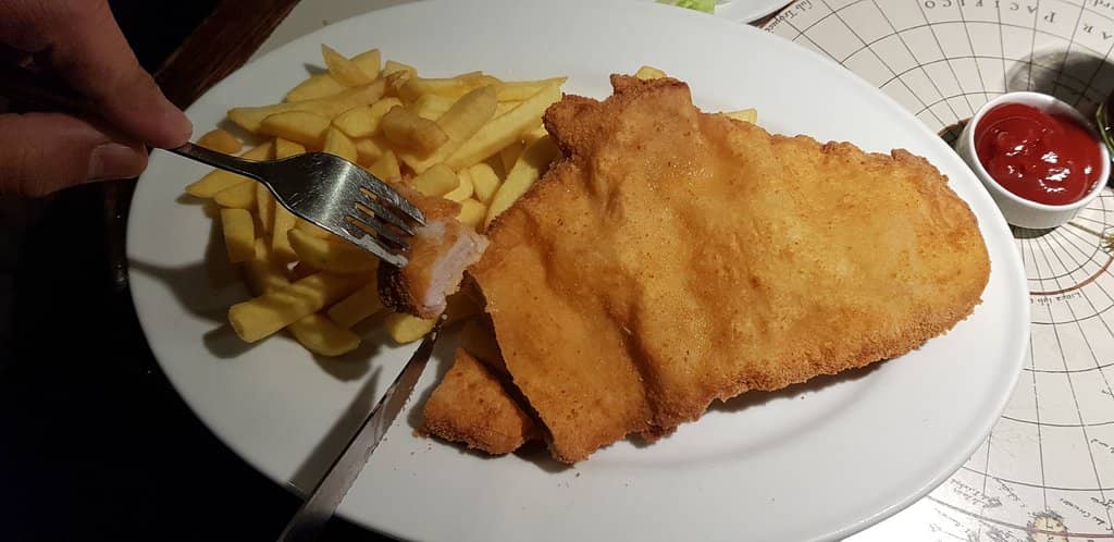 Hearty Leberkäse mit Spiegelei