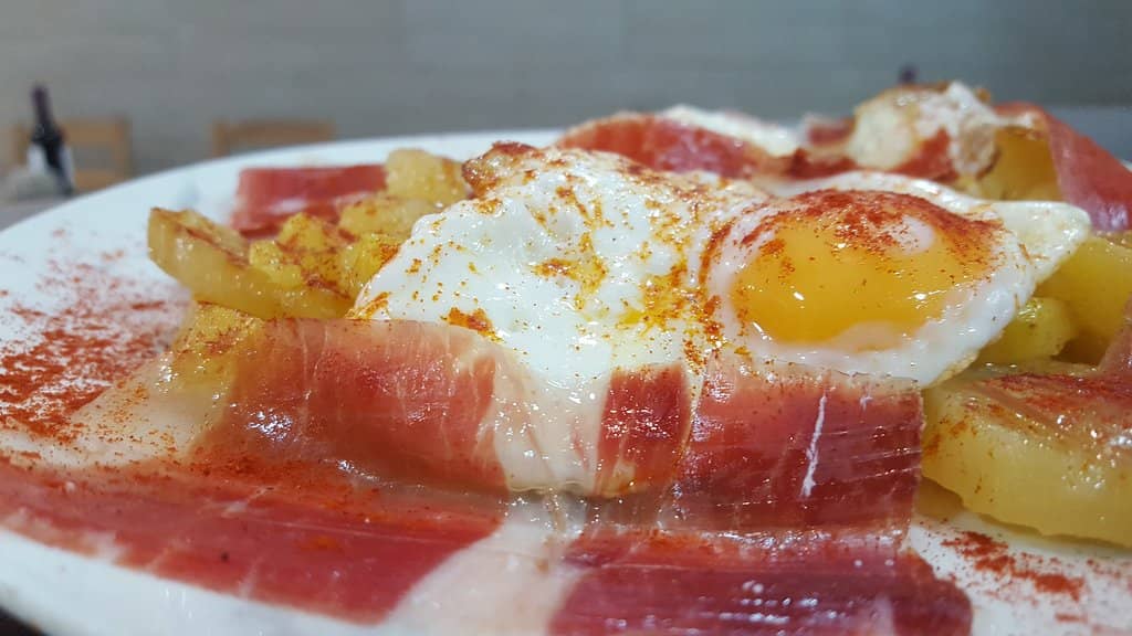 Warm & Friendly Service