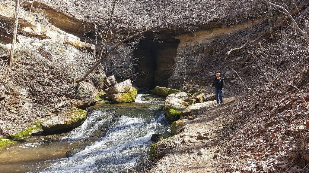 Twin Caves Boat Tour