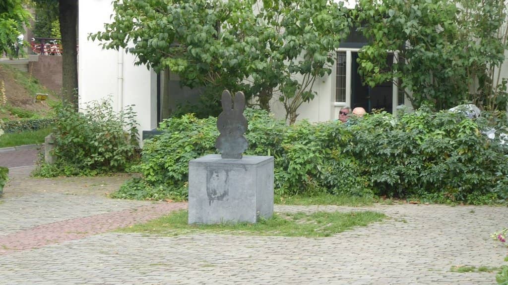 The Dedicated Guardian